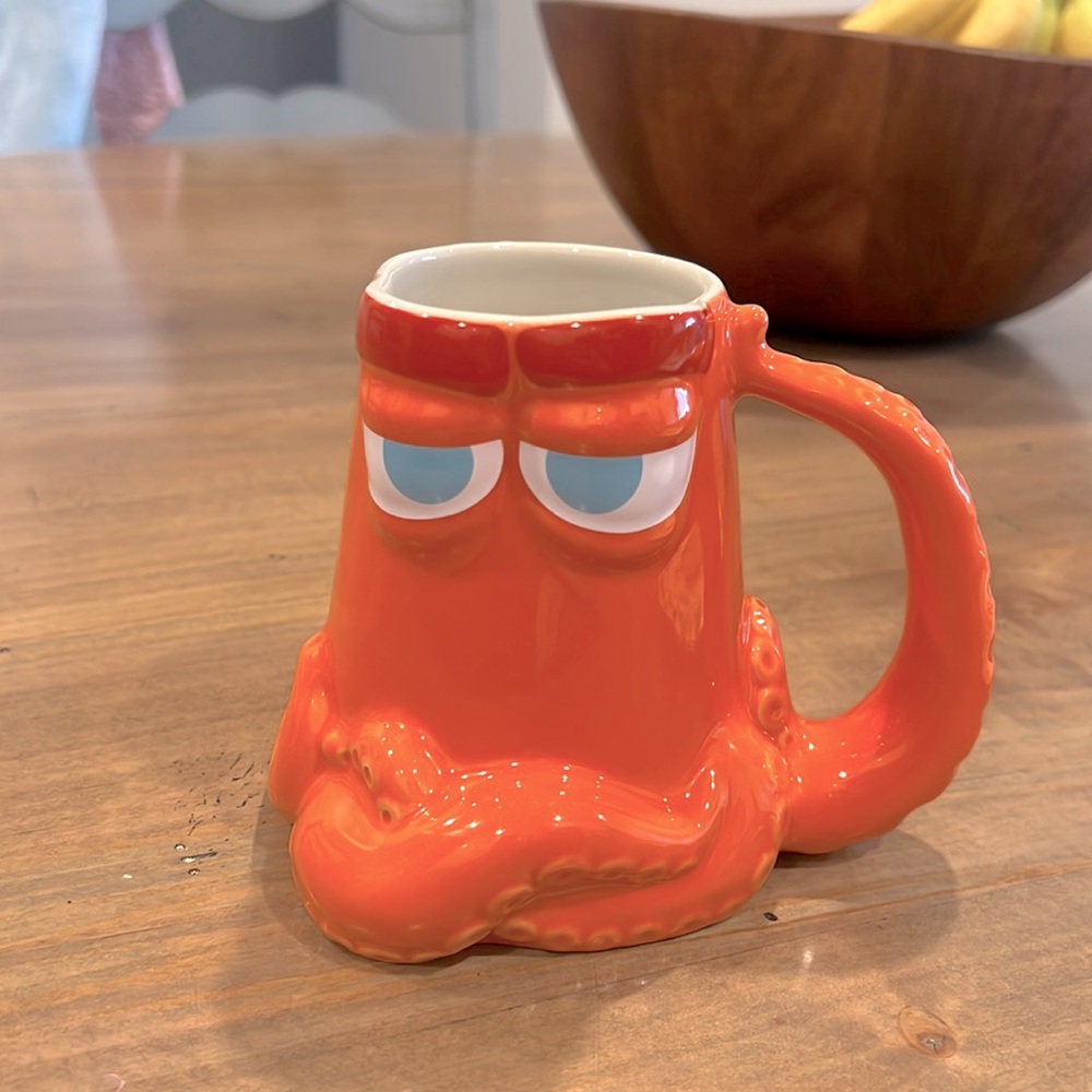 Disney Finding Dory Hank the Octopus mug. Gently Used.